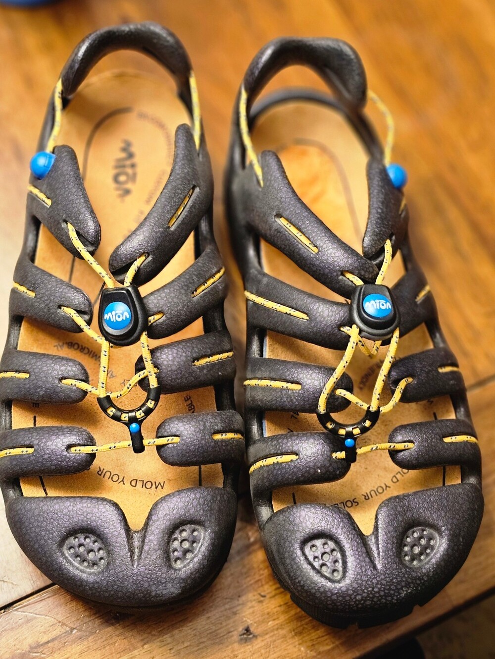 Mion Sandal Unisex Ergomorphic Purple Lafayette Outdoor Molded Footbed Sz 8